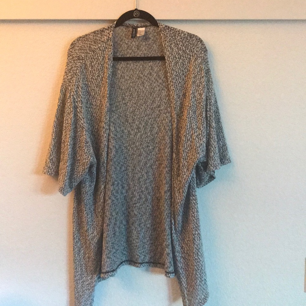 H&M black and white sweater